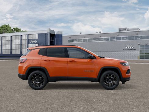 New 2026 Jeep Compass Latitude image 21