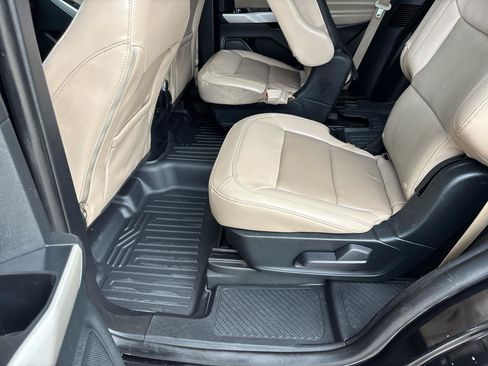 Used 2021 Ford Explorer Limited w/ Equipment Group 301A RWD image 35