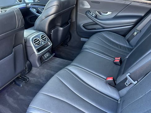 Used 2017 Mercedes-Benz S 550 Sedan image 12
