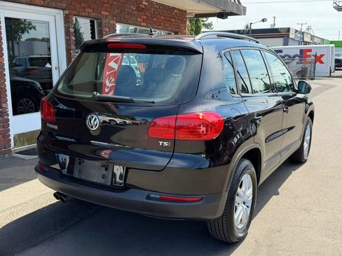 Used 2016 Volkswagen Tiguan S FWD image 3