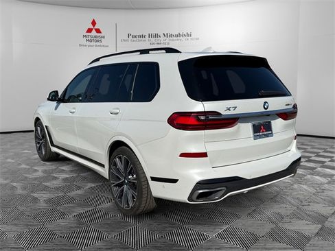 Used 2022 BMW X7 xDrive40i w/ M Sport Package image 7