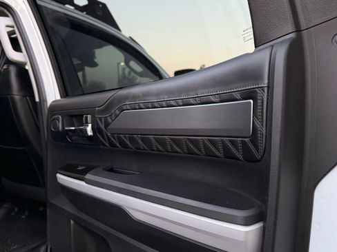 Used 2018 Toyota Tundra Platinum image 27