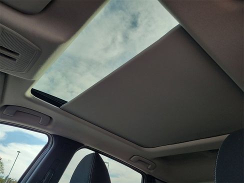 New 2026 Nissan Kicks SV w/ SV Premium Package image 14