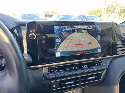 Used 2025 Toyota Camry XSE FWD image 21