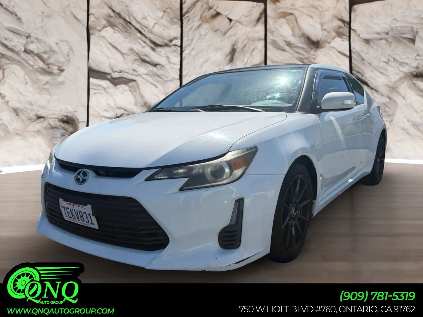 Used 2014 Scion tC FWD image 1