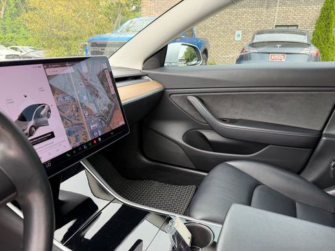 Used 2018 Tesla Model 3 Long Range AWD/4WD image 11
