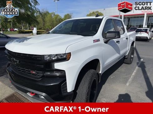 Used 2021 Chevrolet Silverado 1500 LT Trail Boss w/ Convenience Package II image 1