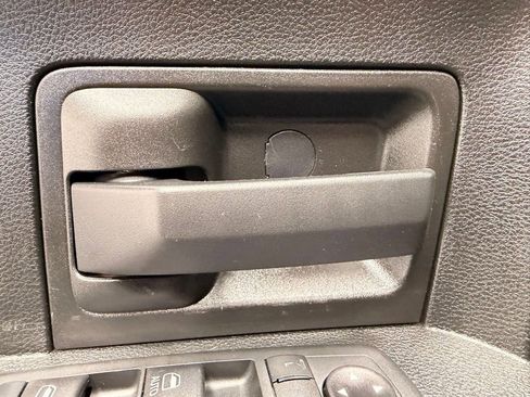 Used 2020 RAM 3500 Tradesman w/ Chrome Appearance Group image 21