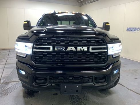 Used 2024 RAM 2500 Big Horn w/ Level 2 Equipment Group image 8