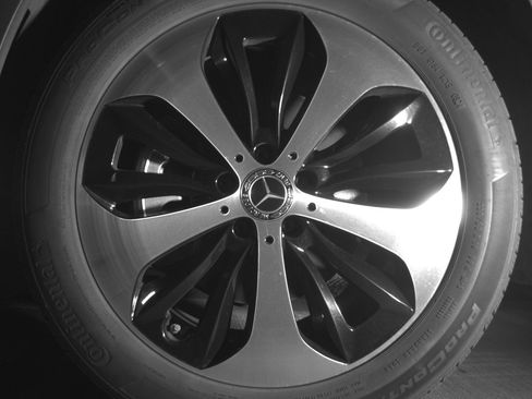 Used 2025 Mercedes-Benz GLA 250 image 12