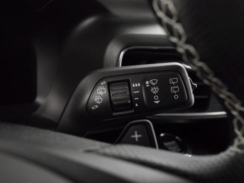 Used 2020 Ford Explorer ST w/ ST Street Pack image 34