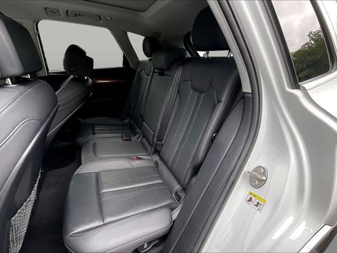 Used 2023 Audi Q5 2.0T Premium Plus w/ Premium Plus Package AWD/4WD image 39
