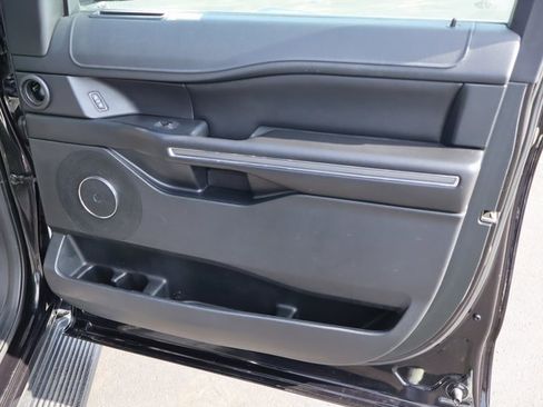 Used 2019 Ford Expedition Max XLT image 48