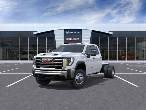 New 2026 GMC Sierra 3500 Pro w/ Convenience Package AWD/4WD image 39