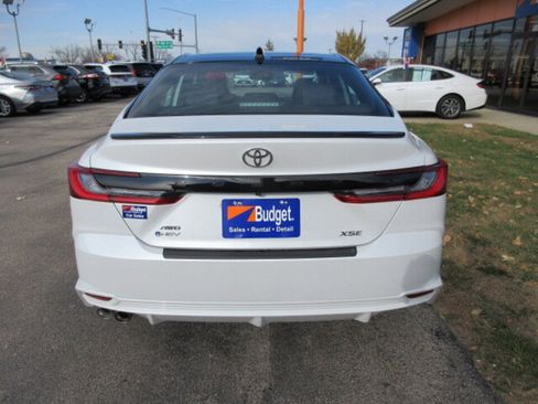 Used 2025 Toyota Camry XSE image 4