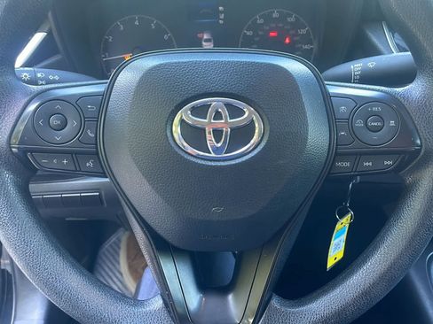 Used 2024 Toyota Corolla LE FWD image 17