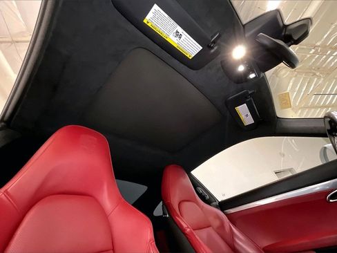 Used 2016 Porsche 911 Turbo image 20