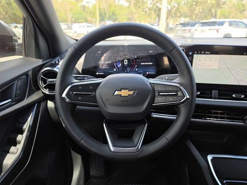 New 2027 Chevrolet Equinox LT FWD image 14
