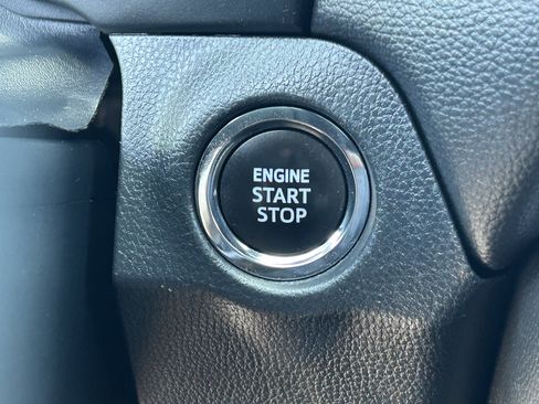 Used 2023 Toyota RAV4 XLE AWD/4WD image 23
