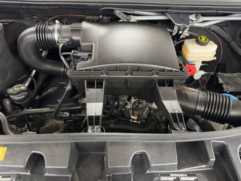 Used 2022 Mercedes-Benz Sprinter 4500 w/ Parking Package image 33