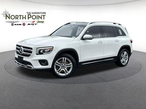 Used 2021 Mercedes-Benz GLB 250 4MATIC image 1