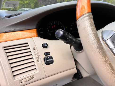 Used 2005 Toyota Avalon XL FWD image 24
