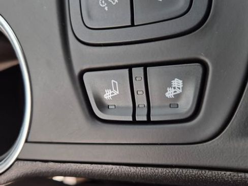 Used 2023 GMC Terrain SLT w/ LPO, Floor Liner Package FWD image 34