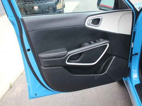 Used 2023 Kia Soul GT-Line FWD image 20