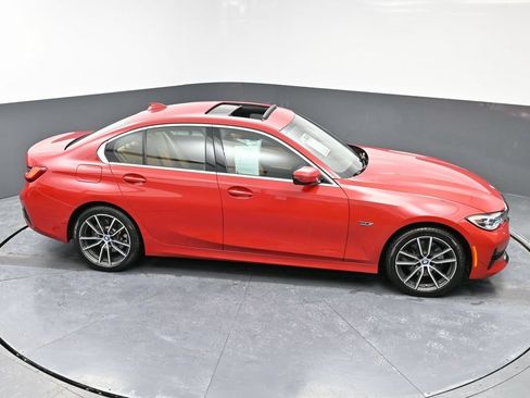 Used 2022 BMW 330e xDrive w/ Convenience Package AWD/4WD image 48