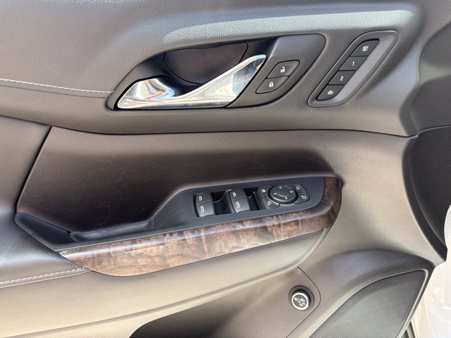Used 2022 GMC Acadia Denali w/ Denali Technology Package AWD/4WD image 24