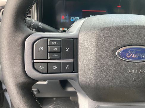 New 2026 Ford F250 Lariat image 23