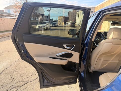 Used 2023 Acura RDX AWD image 25