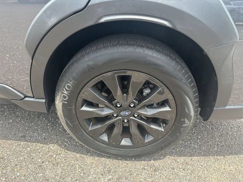 Used 2024 Subaru Outback Onyx Edition AWD/4WD image 33