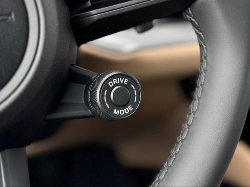 New 2026 Porsche Cayenne image 25