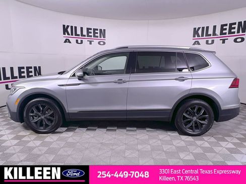 Used 2024 Volkswagen Tiguan SE image 4