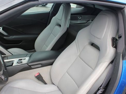 Used 2014 Chevrolet Corvette Stingray Coupe image 22