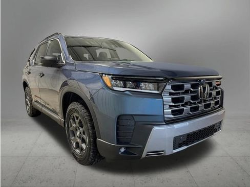 New 2026 Honda Pilot TrailSport image 9