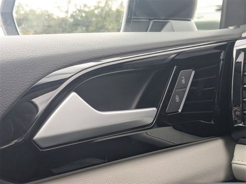 New 2026 Volkswagen Taos S image 28