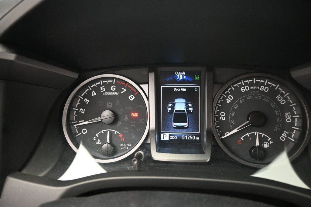 Used 2022 Toyota Tacoma TRD Sport AWD/4WD image 19