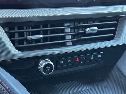 New 2026 Ford Explorer ST-Line w/ Premium Package image 21