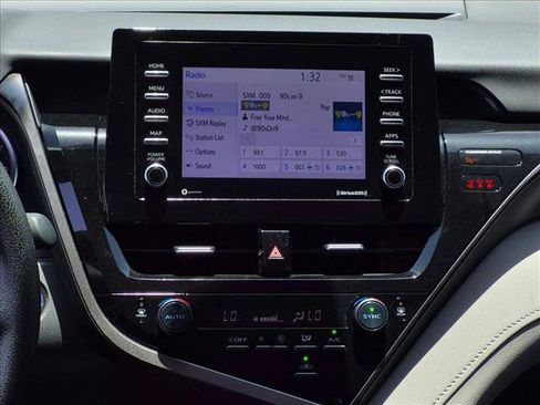 Used 2024 Toyota Camry LE FWD image 13