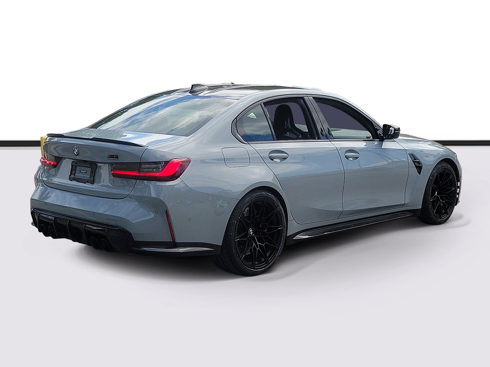 Used 2022 BMW M3 Competition w/ M Carbon Exterior Package AWD/4WD image 3