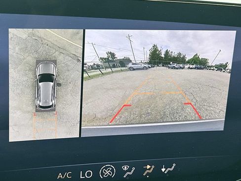 Used 2024 Buick Envision Preferred AWD/4WD image 24