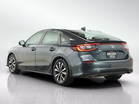 Used 2024 Honda Civic EX-L image 3