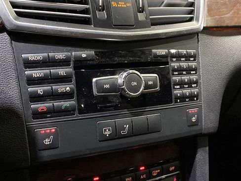 Used 2013 Mercedes-Benz E 350 Sedan image 10