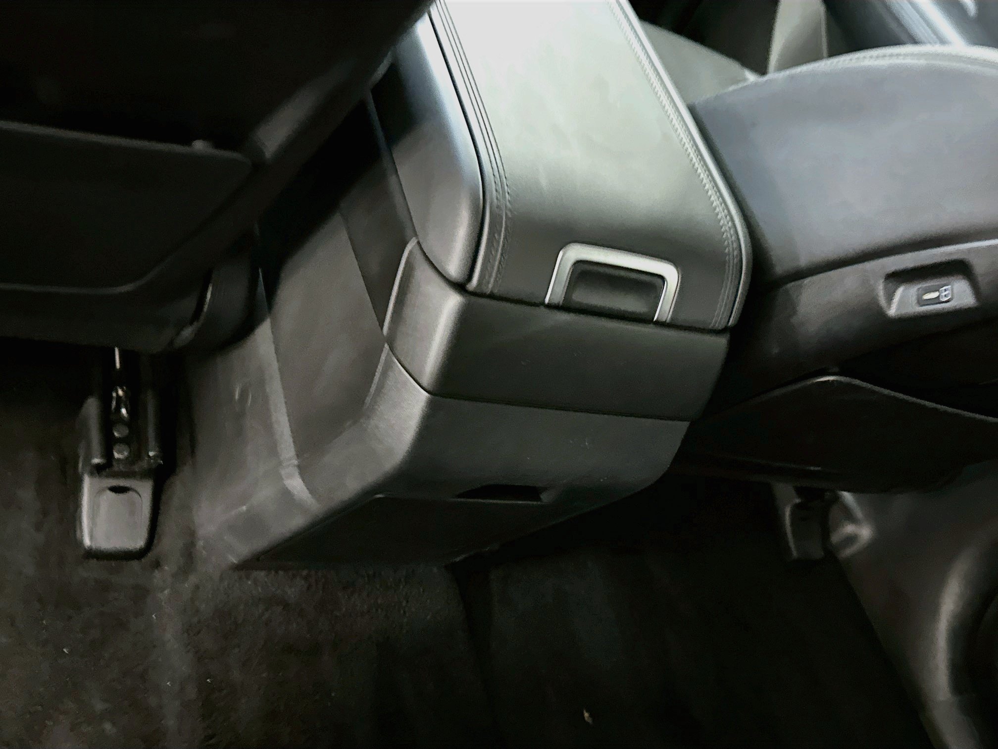 Used 2025 Hyundai Santa Fe SEL AWD/4WD image 28