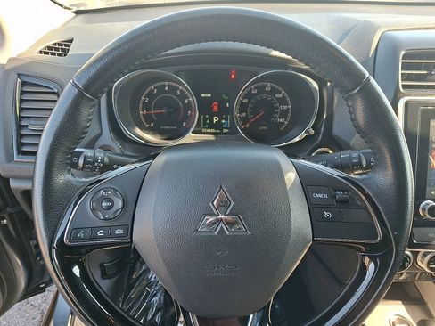 Used 2022 Mitsubishi Outlander Sport SE image 18