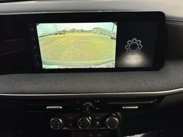 Certified 2025 Nissan Kicks SV AWD/4WD image 33