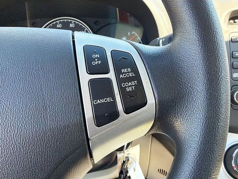 Used 2009 Hyundai Elantra GLS image 30