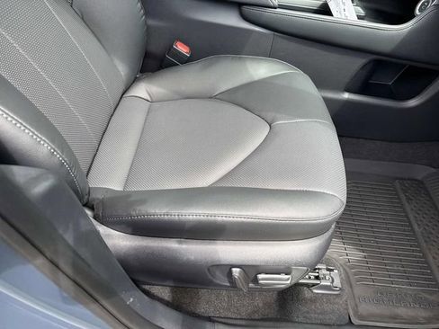 Used 2026 Toyota Grand Highlander AWD image 10